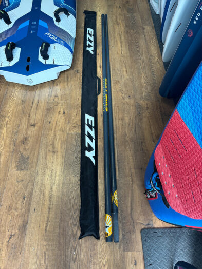 Second Hand Ezzy Legacy 60% Carbon Mast