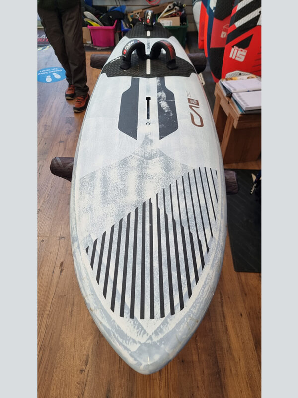 Second Hand Quatro Cube Pro 82Ltr Windsurf Board