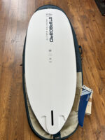 Starboard Carve 139ltr (Board is new but footstraps and fin is used)