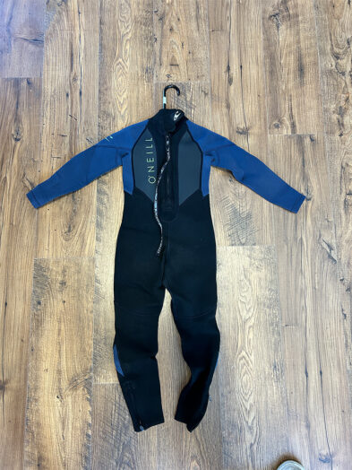 Second hand Oneill reactor 3/2 Youth size 6