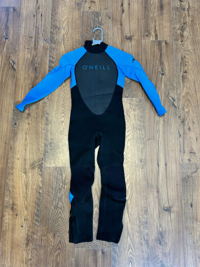 Second hand O’Neill youth reactor 3/2 size 10