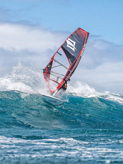 2026 Naish Force 5 Windsurfing Sail - Black/Red